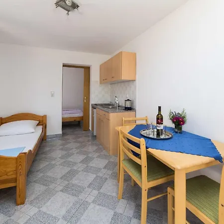 Apartment Illy *